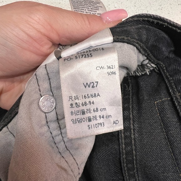 Levi’s 501 mid thigh short - Picture 6 of 6